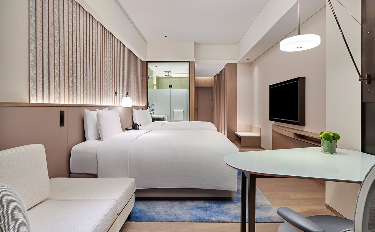 希尔顿逸林酒店