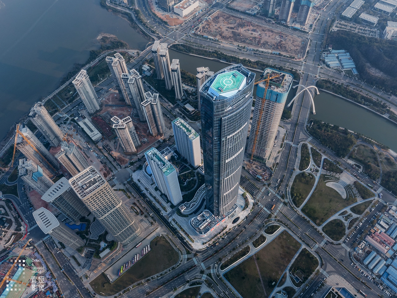 中交汇通横琴广场：矗立于金融岛之巅的国际甲级商务办公楼地标
