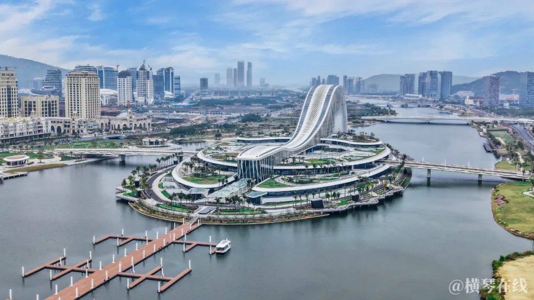 “横琴之心”天沐琴台沐光码头正式试运营！解锁水陆空立体滨水新玩法